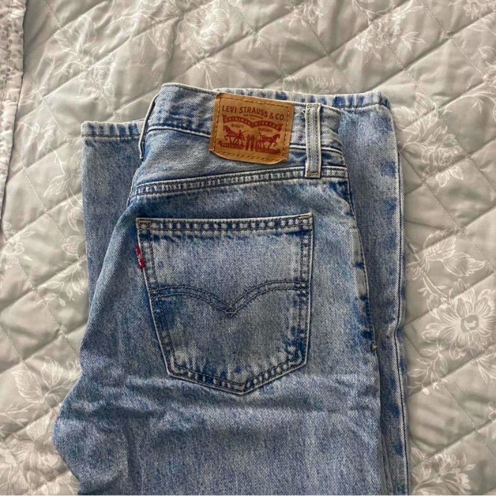 Levis low pro jeans